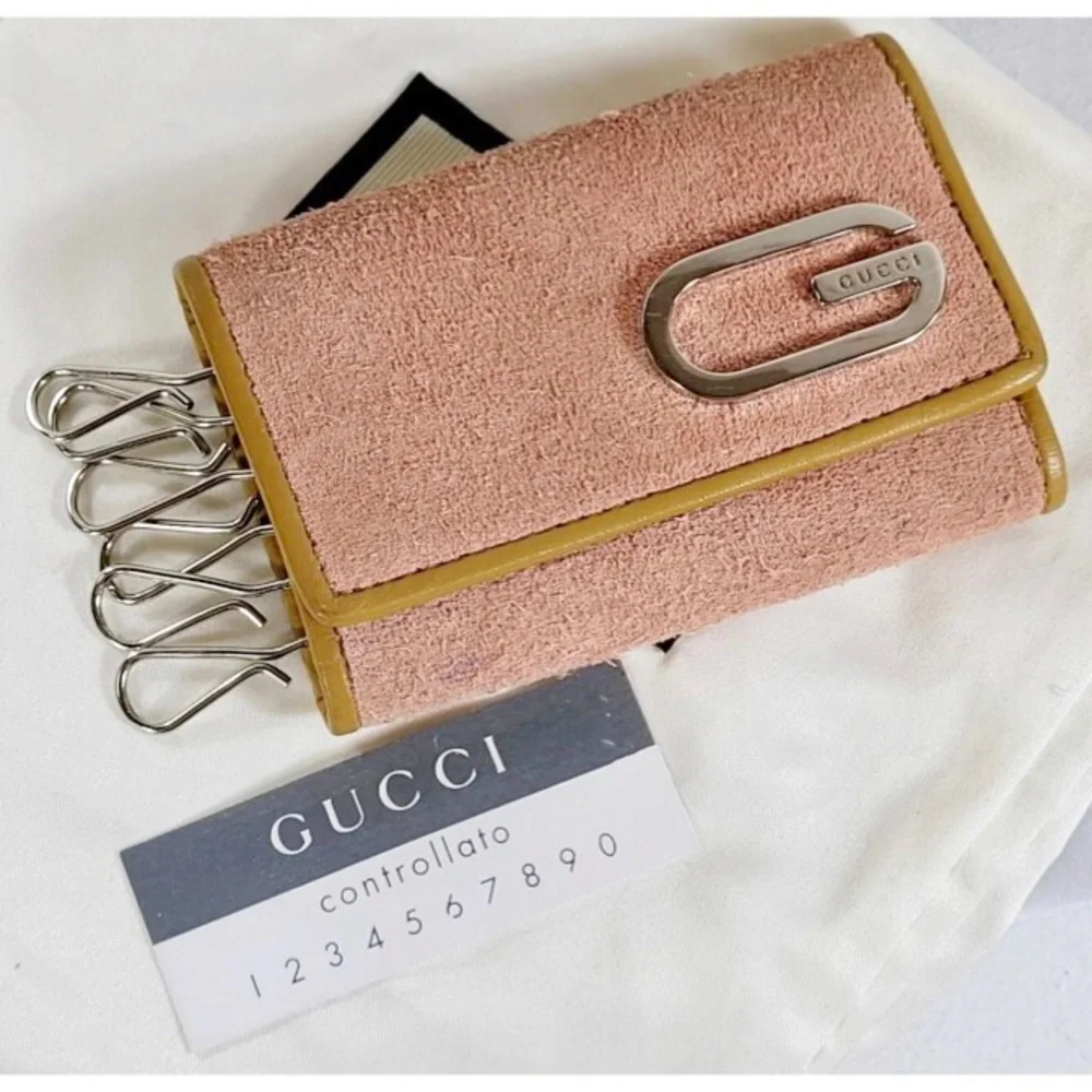Gucci Pink Suede Leather 6 Key Holder